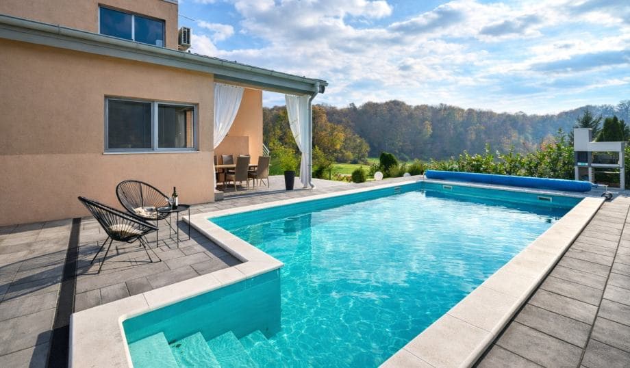 Luksuzna vila s bazenom | 125 m²